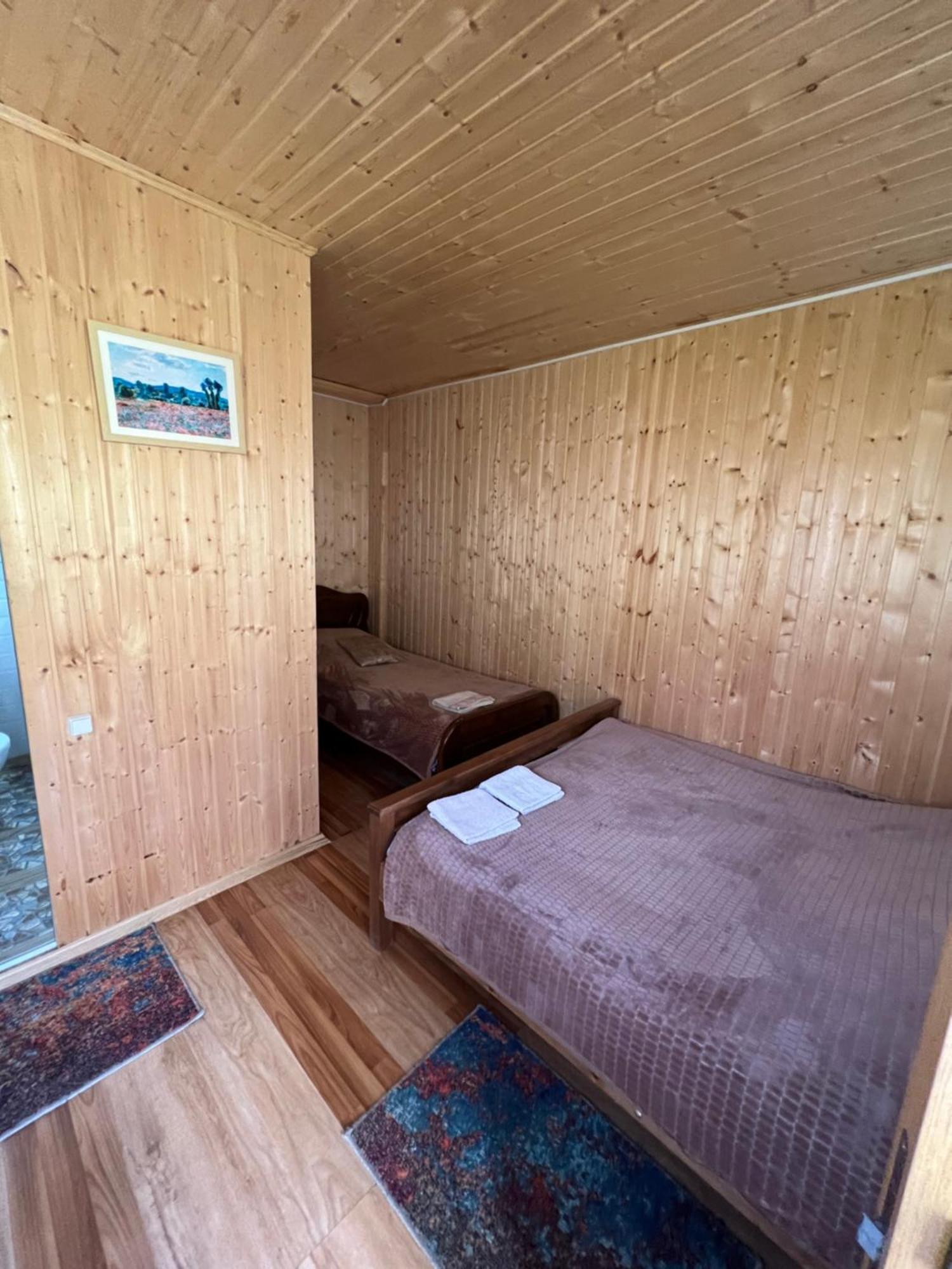 Guesthouse Ivas Ushguli Buitenkant foto
