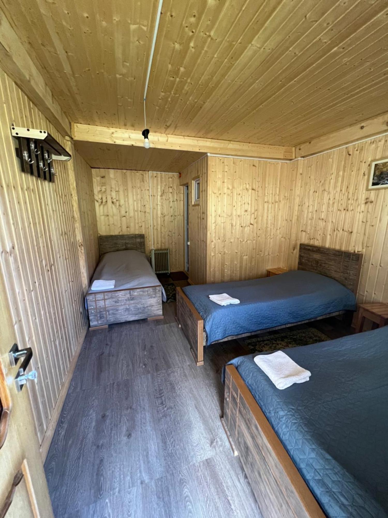 Guesthouse Ivas Ushguli Buitenkant foto